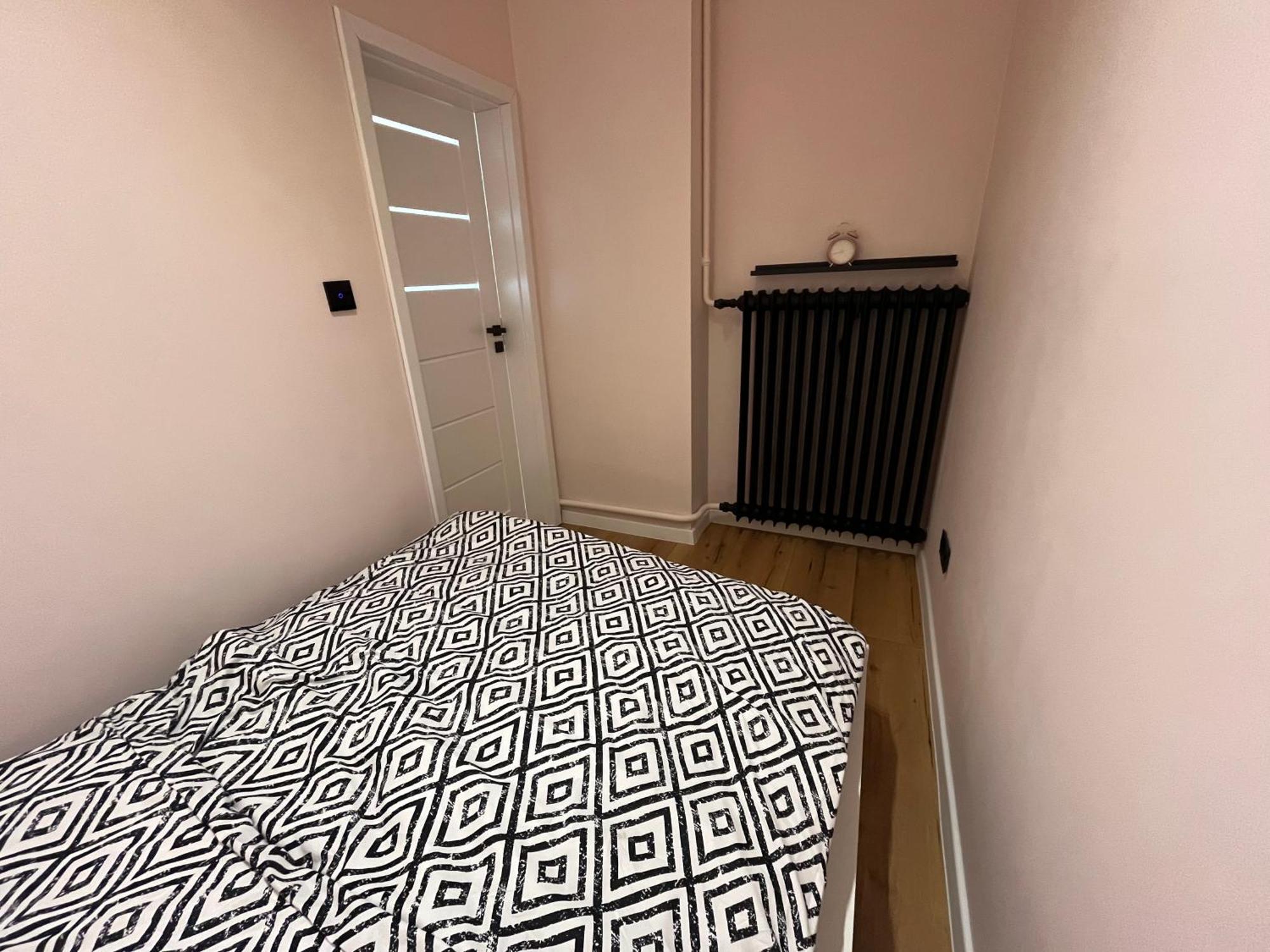 Apartament4you *